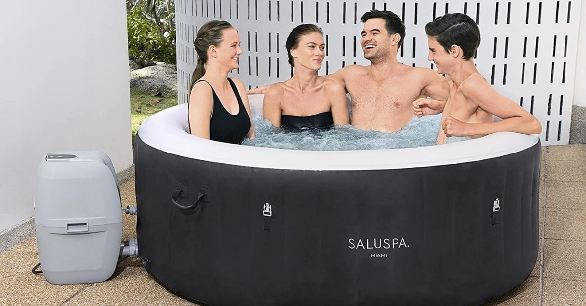 best inflatable hot tub for winter featured image