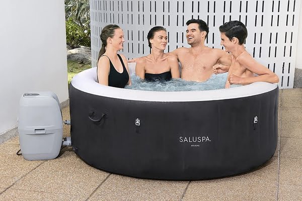 4 person inflatable hot tub weight