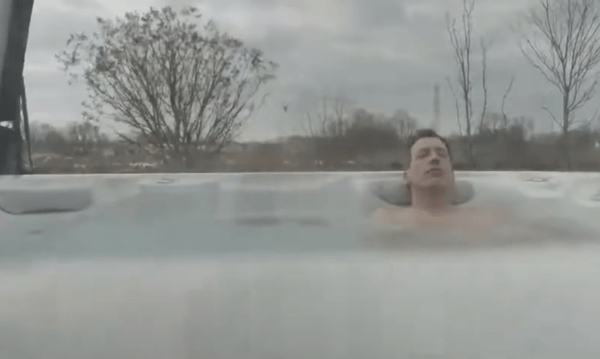 what to consider when choosing a hot tub for your back