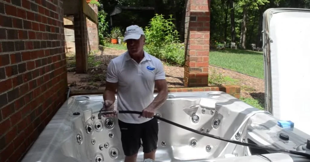 how to clean hot tub shell featured image